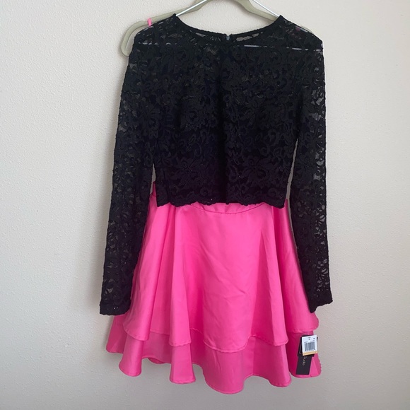 2 piece celebration dress - Picture 1 of 7